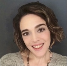Mariela Headshot
